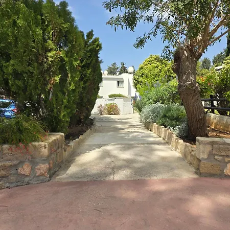 Sunnsea Apartament Pafos